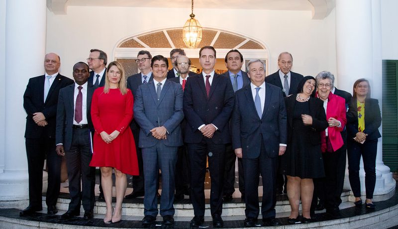 fotografia corte interamericana de derehos humanos diplomaticos traje presidente costa rica carlos alvarado
