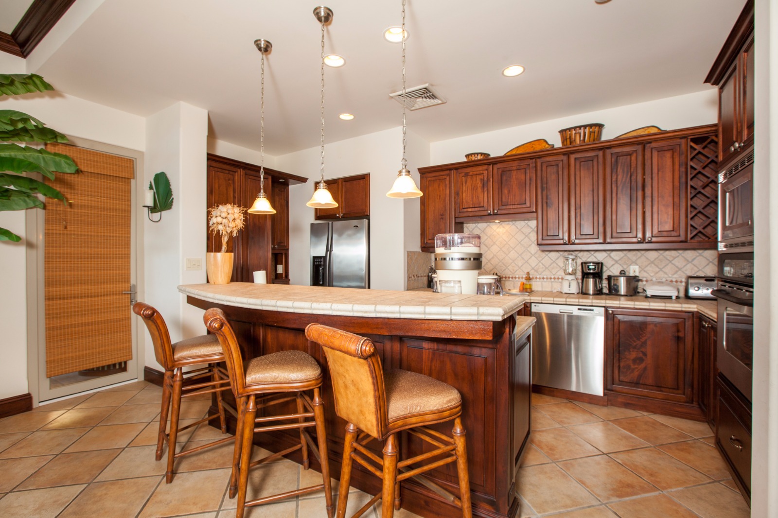 kitchen with counter and chairs